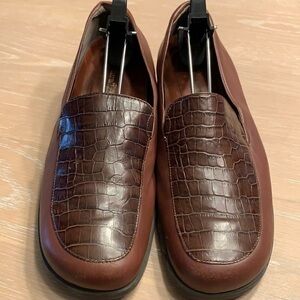 Women’s Naturalizer loafers Size 10M a little wear